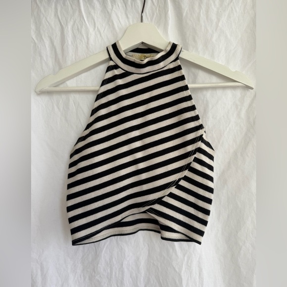 Demeanor Black and White Striped Halter Top Size Small - Picture 2 of 13